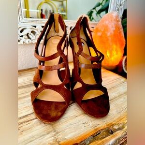 L.A.M.B. Brown Suede leather pumps NEW!!!